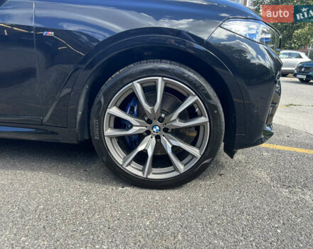 Черный БМВ X7, объемом двигателя 4.39 л и пробегом 25 тыс. км за 105000 $, фото 10 на Automoto.ua