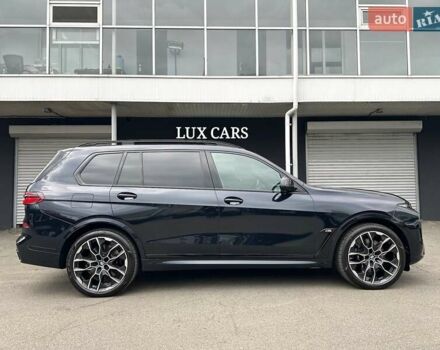 Черный БМВ X7, объемом двигателя 4.4 л и пробегом 40 тыс. км за 140900 $, фото 33 на Automoto.ua