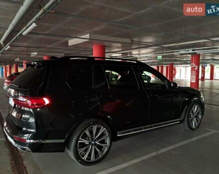 Черный БМВ X7, объемом двигателя 3 л и пробегом 64 тыс. км за 74999 $, фото 6 на Automoto.ua
