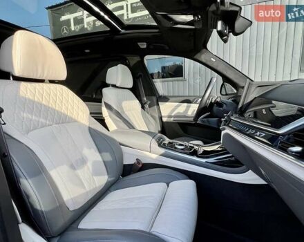 Черный БМВ X7, объемом двигателя 2.99 л и пробегом 22 тыс. км за 149900 $, фото 65 на Automoto.ua
