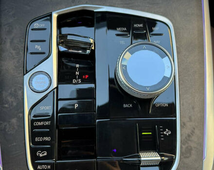 Черный БМВ X7, объемом двигателя 2.99 л и пробегом 20 тыс. км за 124000 $, фото 32 на Automoto.ua