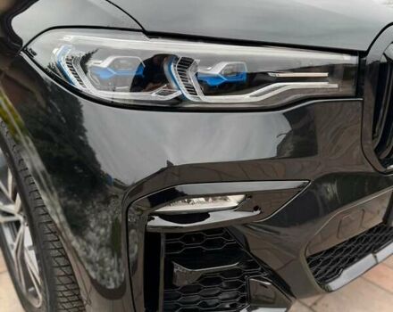 Черный БМВ X7, объемом двигателя 3 л и пробегом 33 тыс. км за 77000 $, фото 13 на Automoto.ua