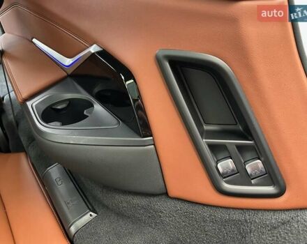 Черный БМВ X7, объемом двигателя 4.4 л и пробегом 40 тыс. км за 140900 $, фото 98 на Automoto.ua