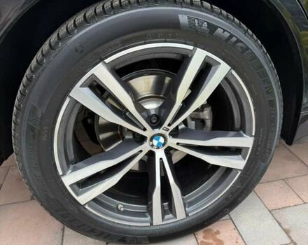 Черный БМВ X7, объемом двигателя 3 л и пробегом 33 тыс. км за 77000 $, фото 15 на Automoto.ua