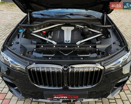Черный БМВ X7, объемом двигателя 3 л и пробегом 110 тыс. км за 96499 $, фото 141 на Automoto.ua
