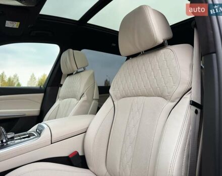 Черный БМВ X7, объемом двигателя 3 л и пробегом 110 тыс. км за 96499 $, фото 48 на Automoto.ua