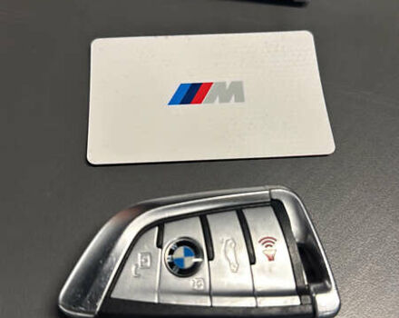 Черный БМВ X7, объемом двигателя 4.39 л и пробегом 70 тыс. км за 95000 $, фото 3 на Automoto.ua