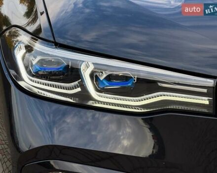 Черный БМВ X7, объемом двигателя 3 л и пробегом 110 тыс. км за 96499 $, фото 12 на Automoto.ua