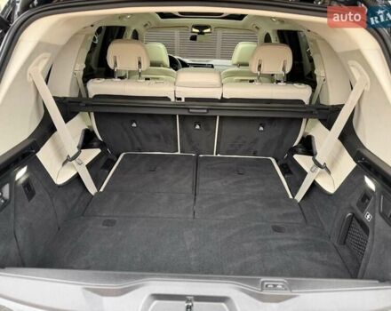 Черный БМВ X7, объемом двигателя 3 л и пробегом 33 тыс. км за 77000 $, фото 27 на Automoto.ua