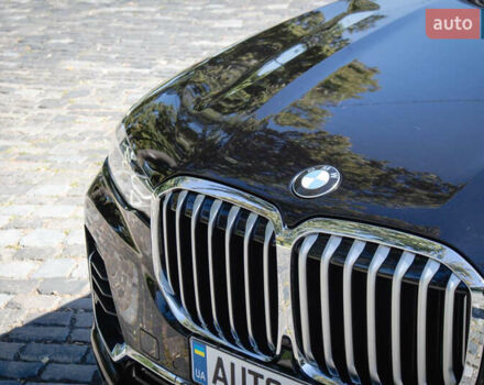 Черный БМВ X7, объемом двигателя 3 л и пробегом 64 тыс. км за 69999 $, фото 3 на Automoto.ua