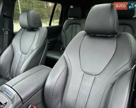Черный БМВ X7, объемом двигателя 2.99 л и пробегом 41 тыс. км за 89900 $, фото 52 на Automoto.ua