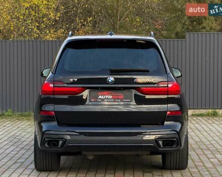 Черный БМВ X7, объемом двигателя 3 л и пробегом 110 тыс. км за 96499 $, фото 4 на Automoto.ua