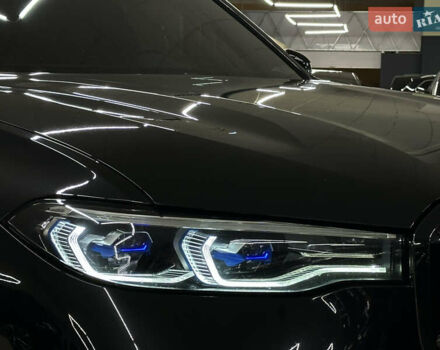 Черный БМВ X7, объемом двигателя 3 л и пробегом 96 тыс. км за 99999 $, фото 4 на Automoto.ua