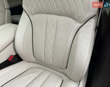 Черный БМВ X7, объемом двигателя 3 л и пробегом 110 тыс. км за 96499 $, фото 51 на Automoto.ua