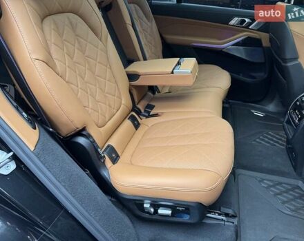 Черный БМВ X7, объемом двигателя 2.99 л и пробегом 43 тыс. км за 119000 $, фото 39 на Automoto.ua