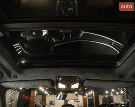 Черный БМВ X7, объемом двигателя 3 л и пробегом 65 тыс. км за 79900 $, фото 14 на Automoto.ua