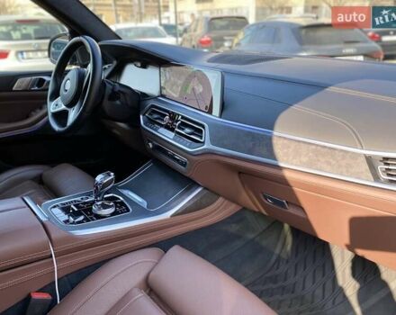 Черный БМВ X7, объемом двигателя 2.99 л и пробегом 32 тыс. км за 110000 $, фото 27 на Automoto.ua