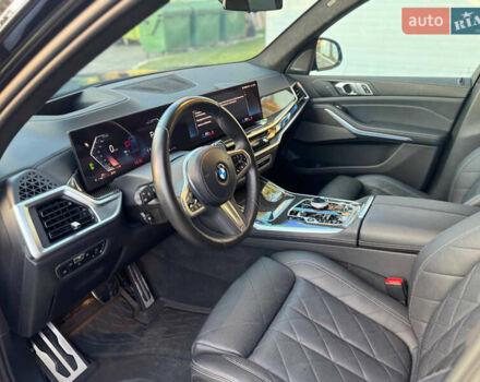 Черный БМВ X7, объемом двигателя 2.99 л и пробегом 57 тыс. км за 115500 $, фото 64 на Automoto.ua