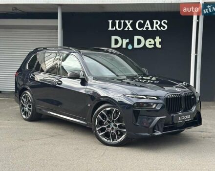 Черный БМВ X7, объемом двигателя 4.4 л и пробегом 40 тыс. км за 140900 $, фото 11 на Automoto.ua