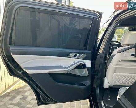 Черный БМВ X7, объемом двигателя 2.99 л и пробегом 22 тыс. км за 149900 $, фото 28 на Automoto.ua