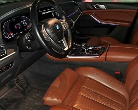 Черный БМВ X7, объемом двигателя 3 л и пробегом 64 тыс. км за 74999 $, фото 17 на Automoto.ua