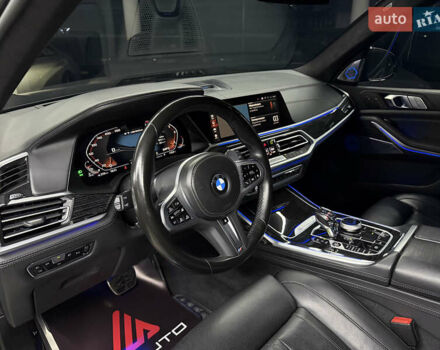 Черный БМВ X7, объемом двигателя 2.99 л и пробегом 55 тыс. км за 113000 $, фото 19 на Automoto.ua