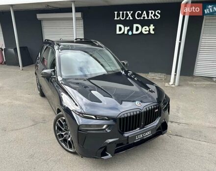 Черный БМВ X7, объемом двигателя 4.4 л и пробегом 40 тыс. км за 140900 $, фото 29 на Automoto.ua