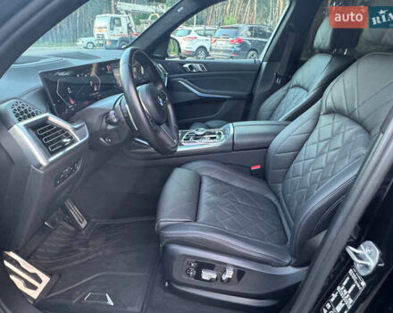 Черный БМВ X7, объемом двигателя 2.99 л и пробегом 57 тыс. км за 115500 $, фото 73 на Automoto.ua
