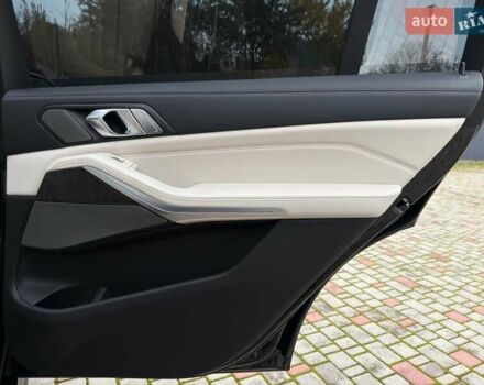 Черный БМВ X7, объемом двигателя 3 л и пробегом 110 тыс. км за 96499 $, фото 100 на Automoto.ua