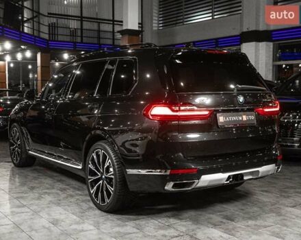 Черный БМВ X7, объемом двигателя 3 л и пробегом 65 тыс. км за 79900 $, фото 70 на Automoto.ua