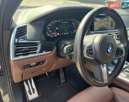 Черный БМВ X7, объемом двигателя 4.39 л и пробегом 25 тыс. км за 105000 $, фото 12 на Automoto.ua