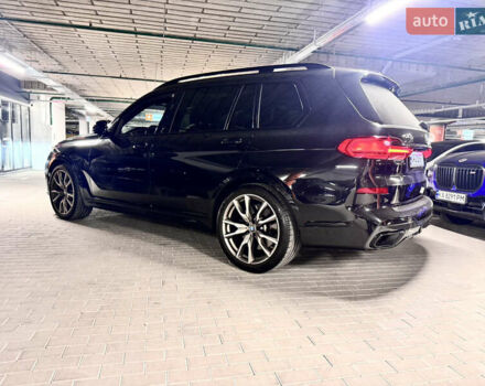 Черный БМВ X7, объемом двигателя 4.39 л и пробегом 70 тыс. км за 95000 $, фото 14 на Automoto.ua