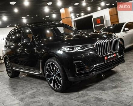 Черный БМВ X7, объемом двигателя 3 л и пробегом 65 тыс. км за 79900 $, фото 107 на Automoto.ua
