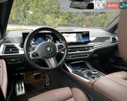 Черный БМВ X7, объемом двигателя 2.99 л и пробегом 66 тыс. км за 107900 $, фото 17 на Automoto.ua