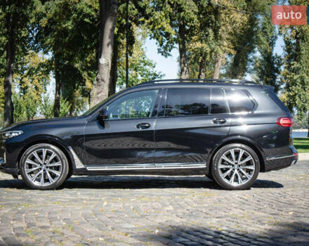 Черный БМВ X7, объемом двигателя 3 л и пробегом 64 тыс. км за 69999 $, фото 21 на Automoto.ua