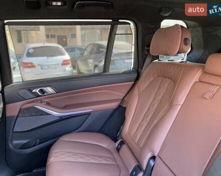 Черный БМВ X7, объемом двигателя 2.99 л и пробегом 32 тыс. км за 110000 $, фото 29 на Automoto.ua