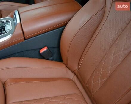 Черный БМВ X7, объемом двигателя 2.99 л и пробегом 136 тыс. км за 89500 $, фото 7 на Automoto.ua