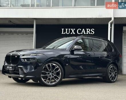 Черный БМВ X7, объемом двигателя 4.4 л и пробегом 40 тыс. км за 140900 $, фото 20 на Automoto.ua