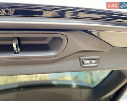 Черный БМВ X7, объемом двигателя 2.99 л и пробегом 32 тыс. км за 110000 $, фото 38 на Automoto.ua