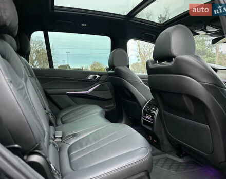 Черный БМВ X7, объемом двигателя 2.99 л и пробегом 41 тыс. км за 89900 $, фото 69 на Automoto.ua