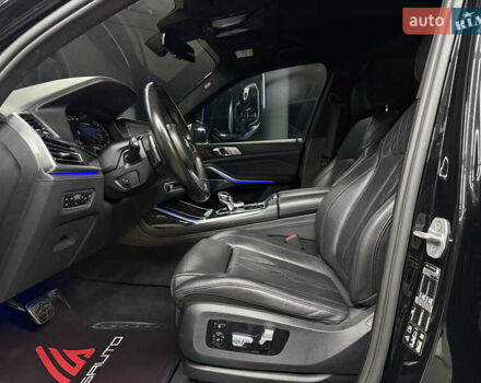 Черный БМВ X7, объемом двигателя 2.99 л и пробегом 55 тыс. км за 113000 $, фото 20 на Automoto.ua