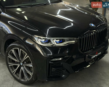 Черный БМВ X7, объемом двигателя 4.39 л и пробегом 23 тыс. км за 101000 $, фото 2 на Automoto.ua