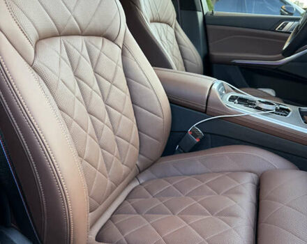 Черный БМВ X7, объемом двигателя 2.99 л и пробегом 20 тыс. км за 124000 $, фото 29 на Automoto.ua