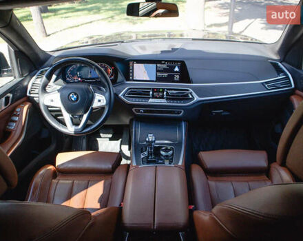 Черный БМВ X7, объемом двигателя 3 л и пробегом 64 тыс. км за 69999 $, фото 56 на Automoto.ua