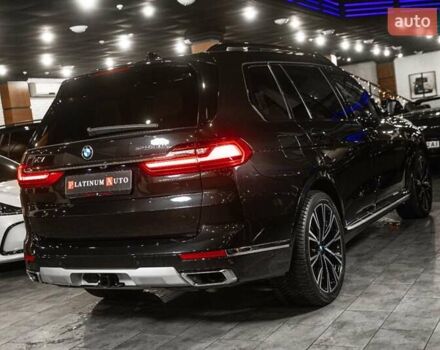 Черный БМВ X7, объемом двигателя 3 л и пробегом 65 тыс. км за 79900 $, фото 92 на Automoto.ua
