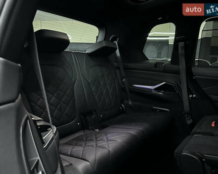 Черный БМВ X7, объемом двигателя 3 л и пробегом 29 тыс. км за 84999 $, фото 35 на Automoto.ua