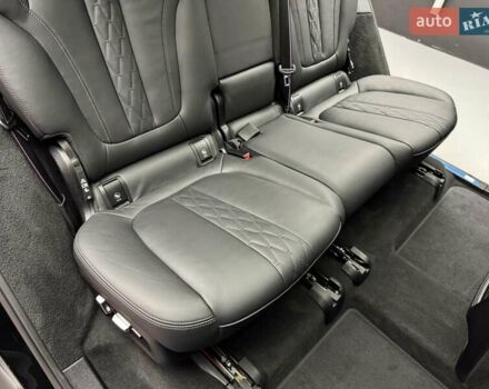 Черный БМВ X7, объемом двигателя 4.4 л и пробегом 61 тыс. км за 137700 $, фото 43 на Automoto.ua