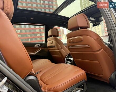 Черный БМВ X7, объемом двигателя 3 л и пробегом 1 тыс. км за 144111 $, фото 10 на Automoto.ua