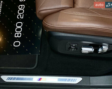 Черный БМВ X7, объемом двигателя 2.99 л и пробегом 50 тыс. км за 142000 $, фото 28 на Automoto.ua