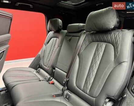 Черный БМВ X7, объемом двигателя 4.4 л и пробегом 61 тыс. км за 137700 $, фото 35 на Automoto.ua